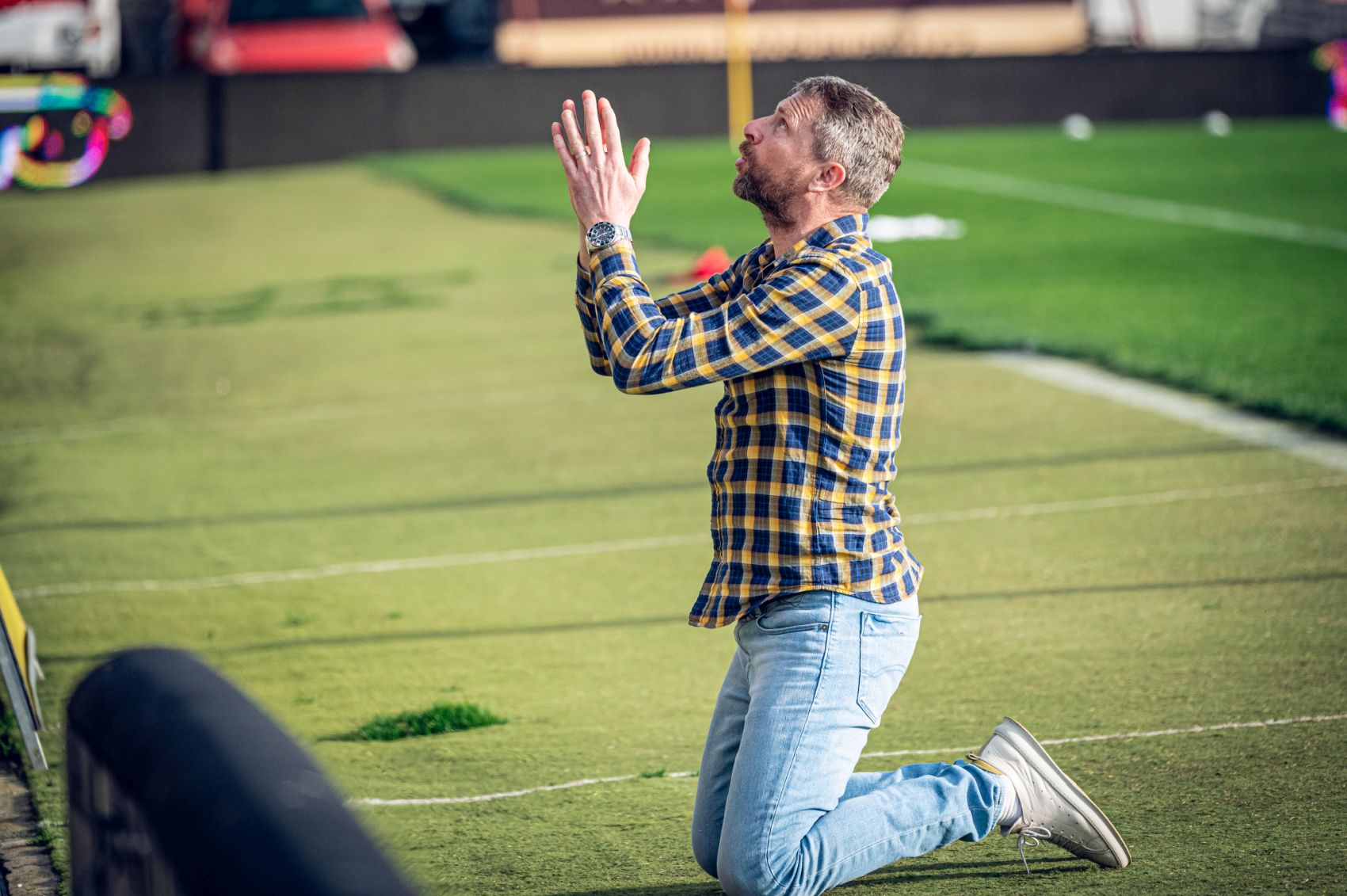 VIDEO: �leva, radost, �nava. Tren�r Ha�ek hodnot� v�t�znou premi�ru