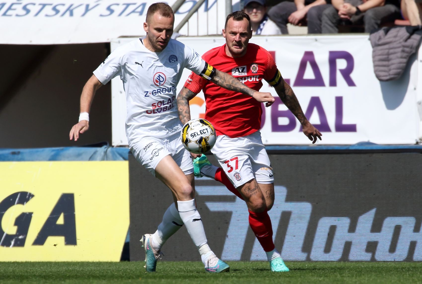 Zbrojovka prohr�la na Slov�cku, rozhodl jedin� g�l