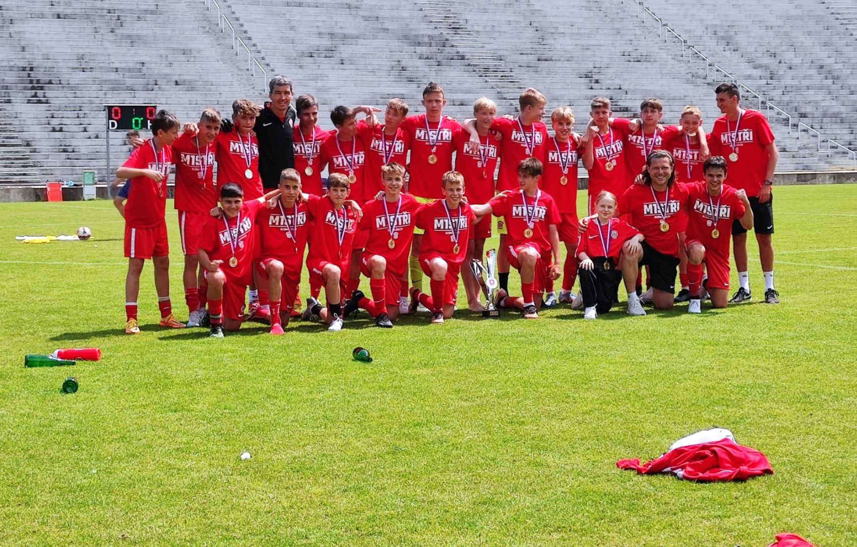 U14: Zbrojov�ci porazili Slavii a jsou mistry �R!